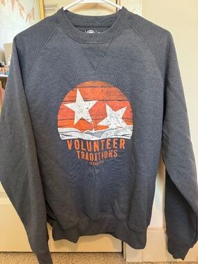 Volunteer Traditions sweat shirt